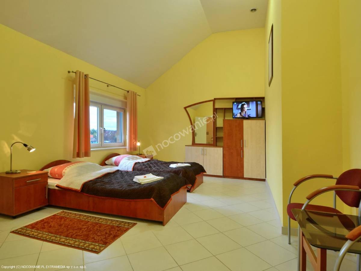 Villa Paradiso Wrocław Buitenkant foto